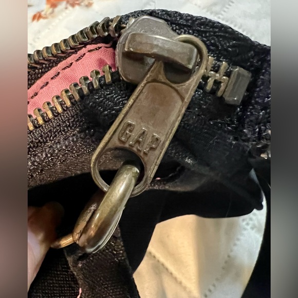 Gap Wristlet Clutch Zipper Black Canvas Button Pocket Pink Lining Snap Strap - Picture 11 of 12